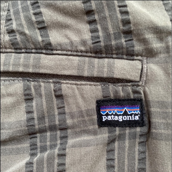 Patagonia Mens Flat Front Shorts - Picture 2 of 4